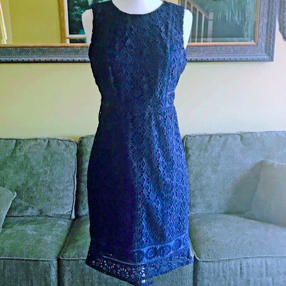 Ann Taylor Navy Eyelet dress - worn only x1 !!